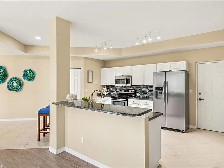 24360 Sandpiper Isle Way #101 — Photo 4