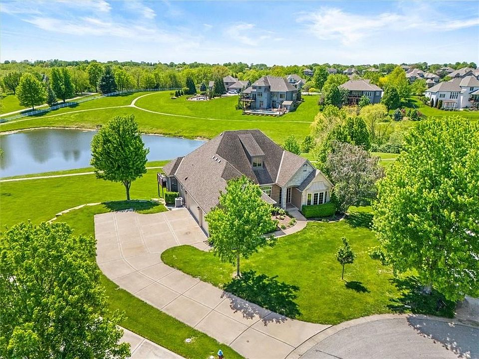 1st image of 8070 Green Glades Ct