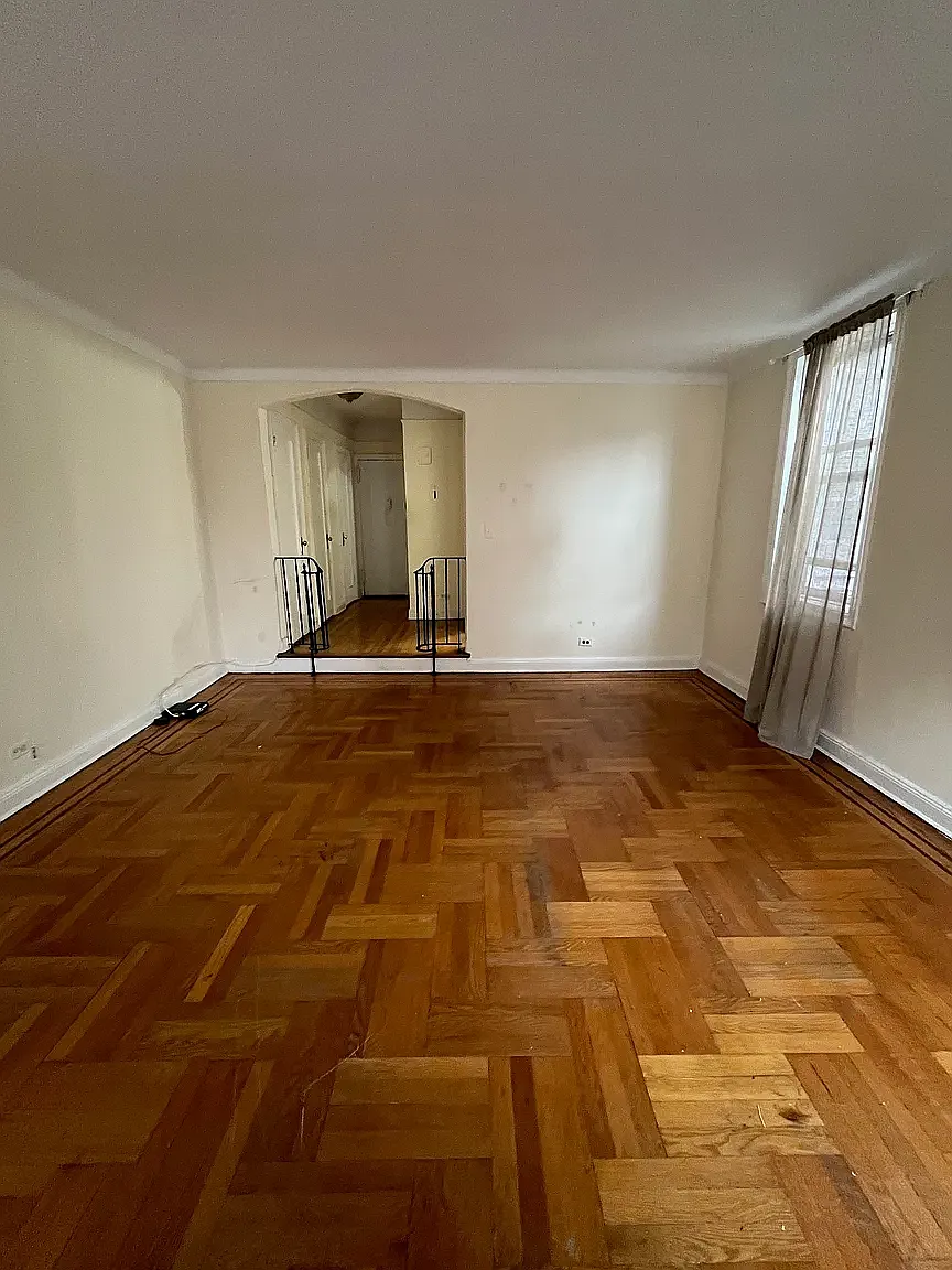 2675 Ocean Avenue — Photo 2