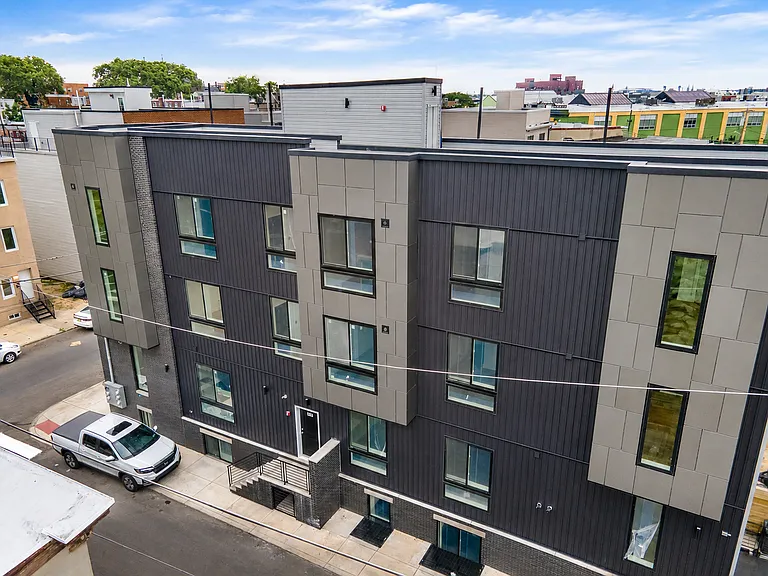 122 E Cumberland St — Photo 20