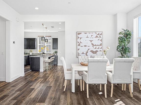 4th image of 37645 Bay Crest Rd