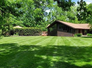 7717 Lewis Rd, Cleveland, OH 44138