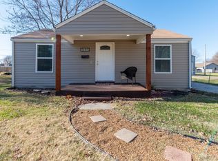 1605 N Oak Grove Ave, Springfield, MO 65803