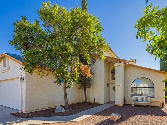 3rd image of 2691 W Camino Del Medrano