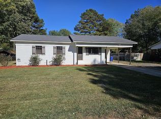 607 S Elm St, Beebe, AR 72012