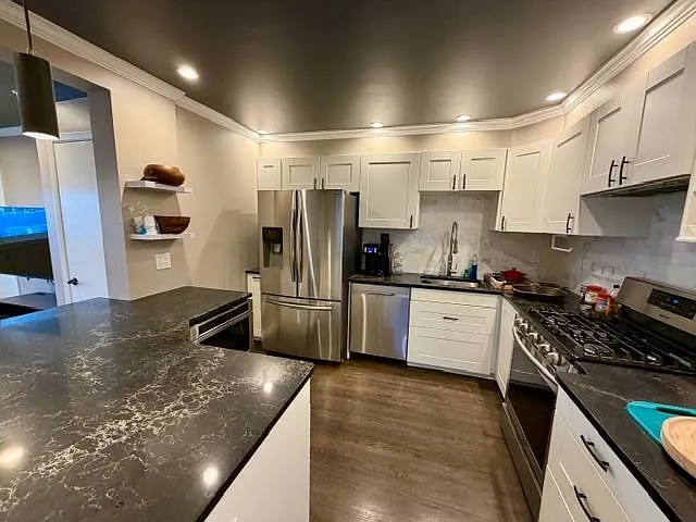 205 Zabriskie St #1 — Photo 4