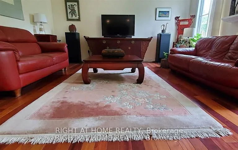 142 Windhurst Dr — Photo 15