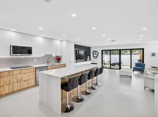 3848 Atlanta St, Hollywood, FL 33021