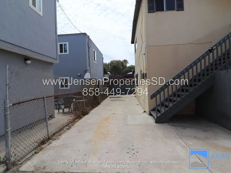 5172 Long Branch Ave — Photo 3