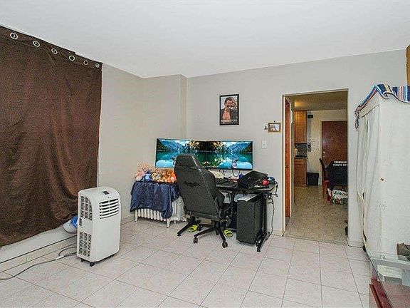 4th image of 7414 18th Ave