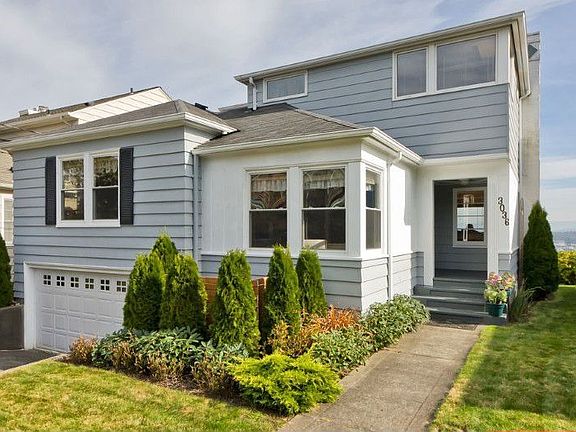 Beautifuly maintained and updated 1938 Belvidere home offers an excellent neighborhood location with easy access to downtown Seattle, Alki Beach and waterfront parks, the Admiral junction shopping district and neighborhood schools.