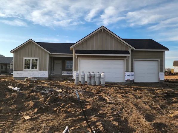 1809 NE Pine Lake Cir, Ankeny, IA 50021