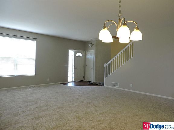 2nd image of 912 Port Royal Dr
