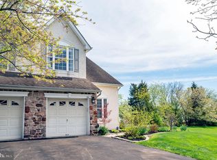 424 Chariot Ct, Chalfont, PA 18914