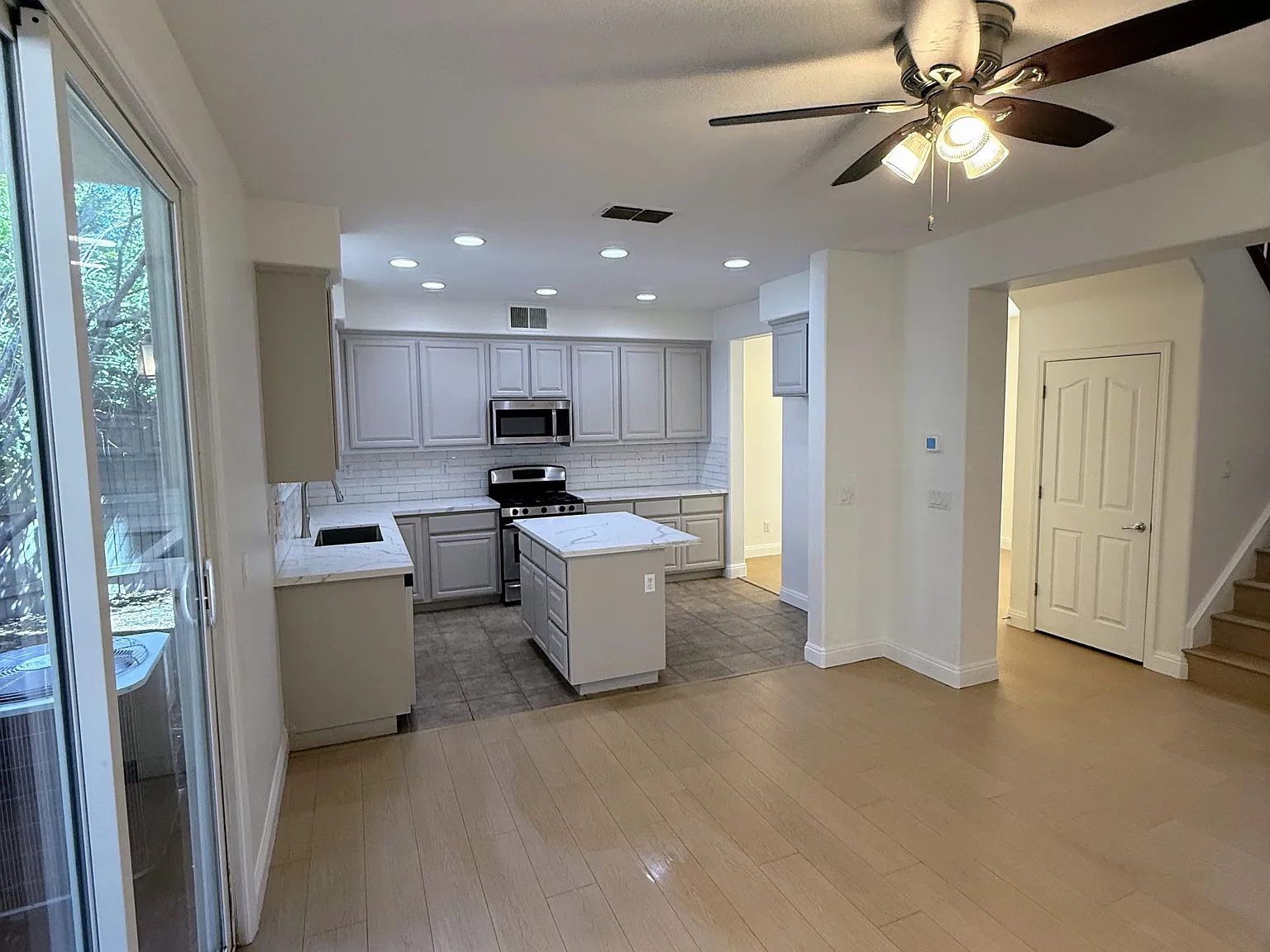 5424 Knotty Pine Way — Photo 3
