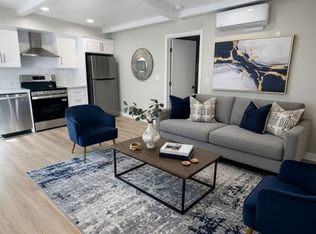 2464 Chestnut Ave #9, Long Beach, CA 90806