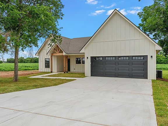 3rd image of 5200 Bogey Ln