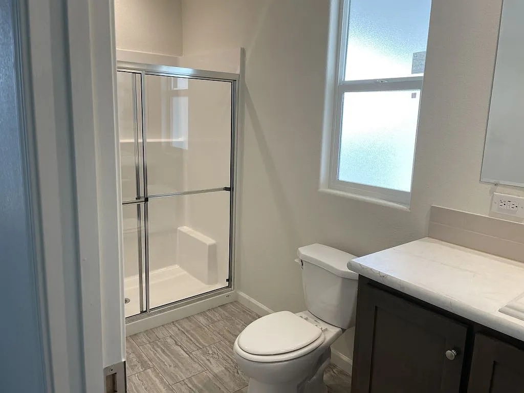 2 bed, 2.0 bath, 1040 sqft, $1,550 — Photo 4