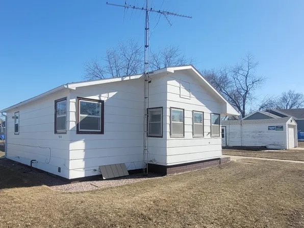 904 2nd St SE, Pipestone, MN 56164