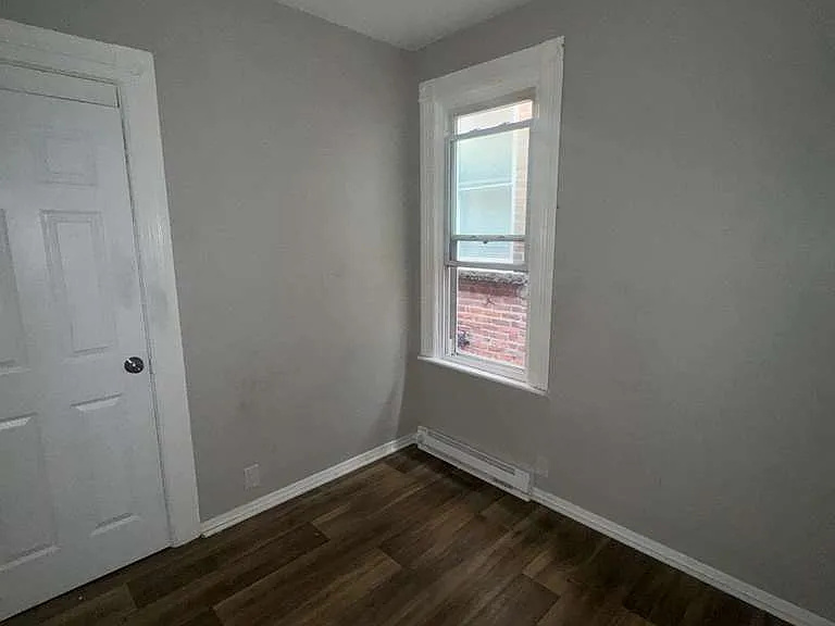 427 1st St #2 — Photo 21