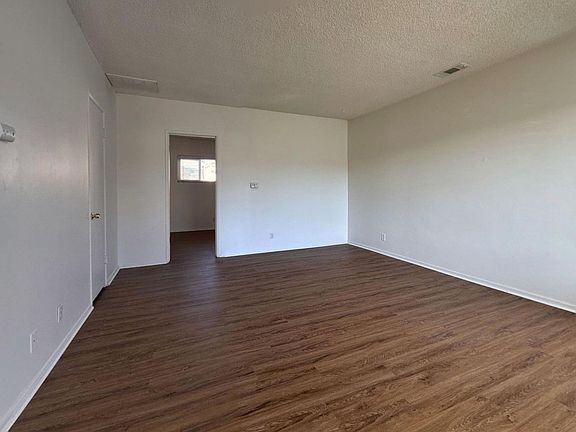 5th image of 43611 Florida Ave #1