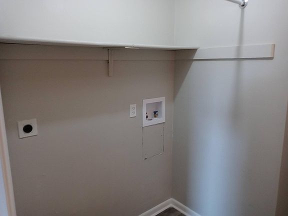 5th image of 1141 Dunaway St #4
