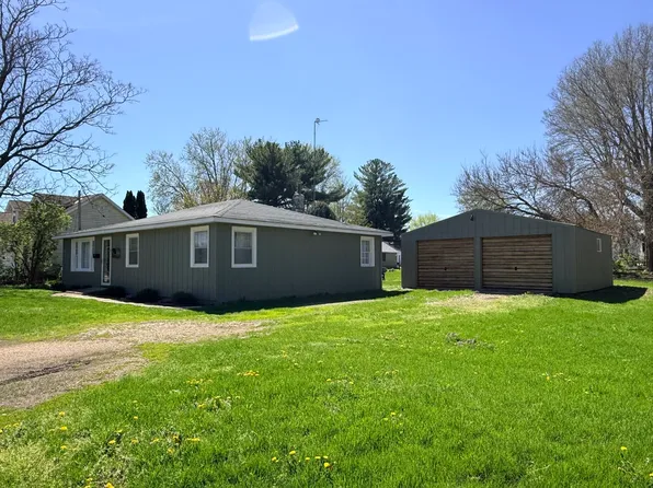 114 S Commercial Ave, Amboy, IL 61310
