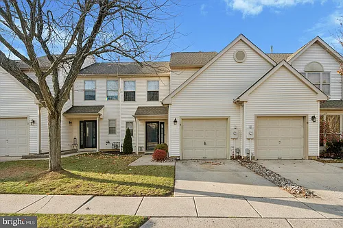 9 Meadow Ln Photo 1