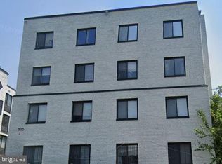 330 37th St SE #102, Washington, DC 20019