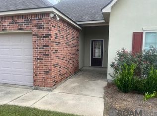 17104 Richmond Dr, Prairieville, LA 70769