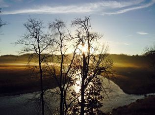 21 Lake Village Ct, Johnson City, TN 37601