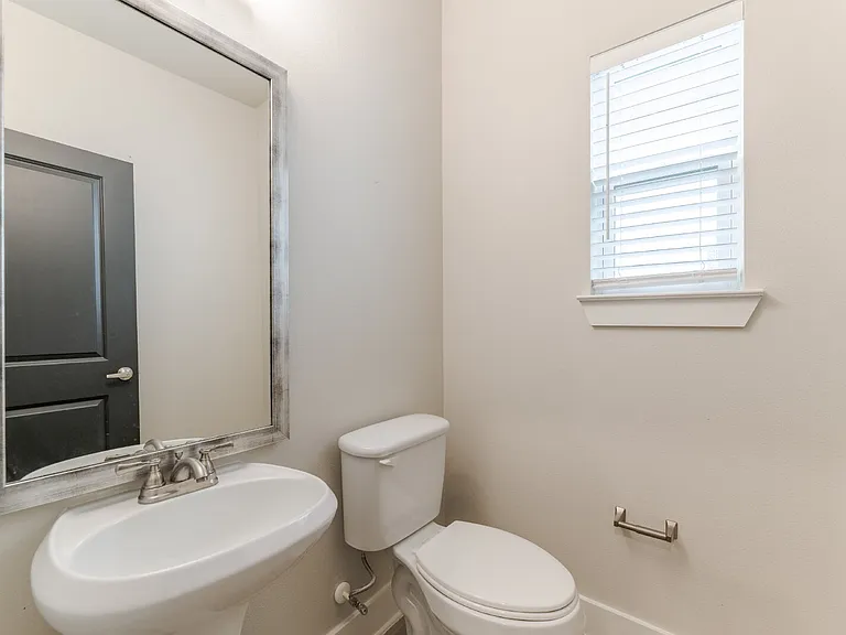 3353 Norris St — Photo 21