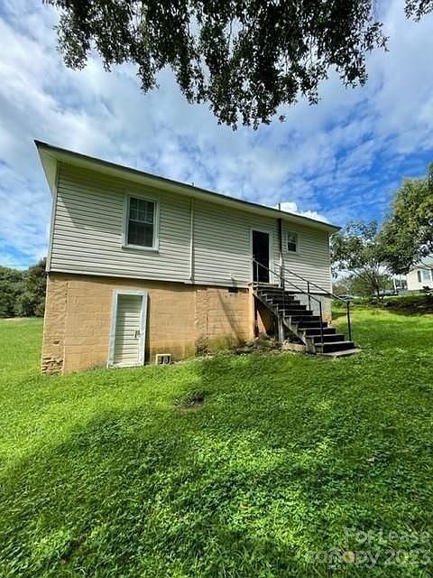 1st image of 658 Separk Cir