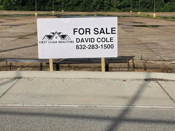 7300 E Houston Rd, Houston, TX 77028