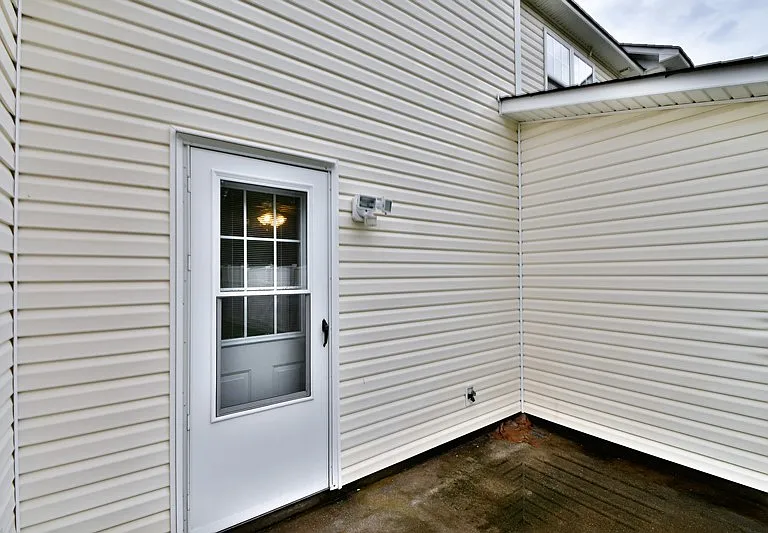 104 Streamwood Dr — Photo 25