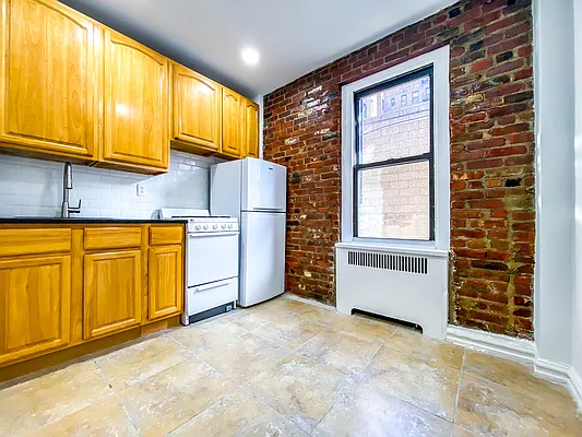 Rented by Voro New York | media 86