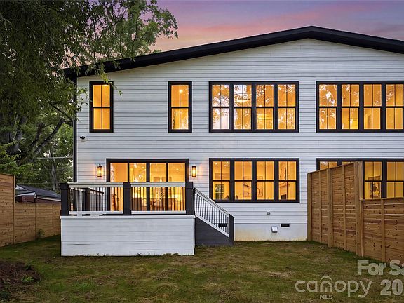 2nd image of 4538 Craig Ave