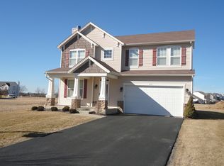 854 Sterling Heights Dr, Antioch, IL 60002