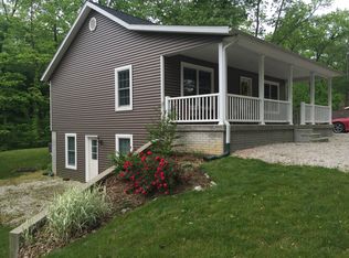 4076 N Private Rd, Loogootee, IN 47501