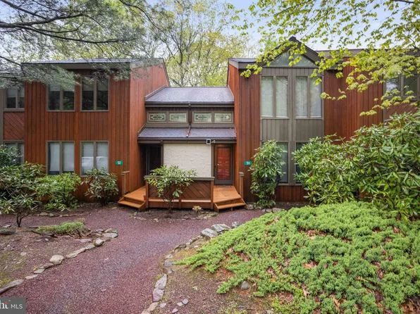 50 Doe Run #50, Lake Harmony, PA 18624