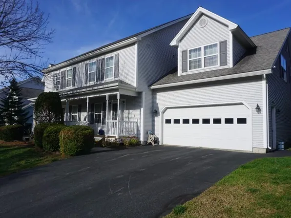 56 Lavoie Drive, Essex, VT 05452