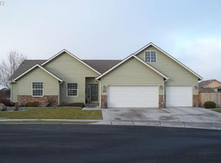 776 W Sandpiper Ave, Hermiston, OR 97838