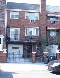 1st image of 2116 21st Ave