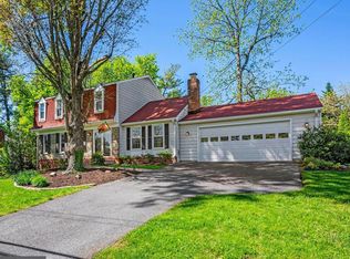 16704 Briardale Rd, Derwood, MD 20855