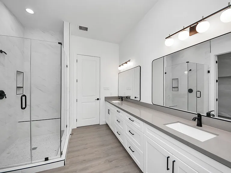 4129 E Toliver St — Photo 22
