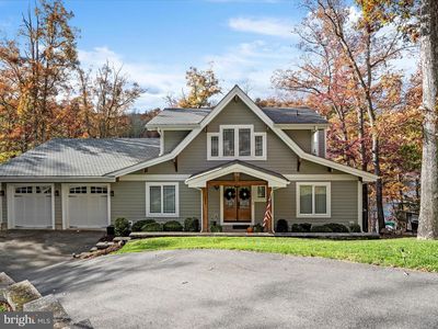 1083 Lakeview Dr, Cross Junction, VA, 22625