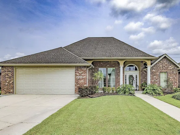 209 Lansdown Dr, Houma, LA 70360