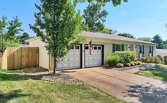 2nd image of 2633 Baltusrol Dr
