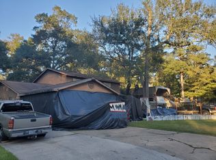 25587 White Oak Ln, Splendora, TX 77372