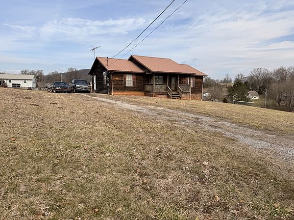 3rd image of 225 Findlay Subdivision Rd